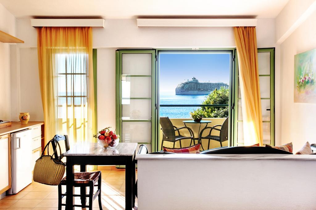 Hotel Dafni Skiathos Town Bilik gambar